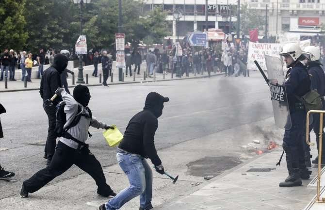 Generalni štrajk javnih službi u Grčkoj izazvao kolaps
