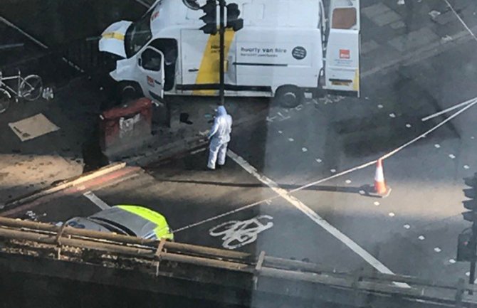 Uhapšeno 12 osoba osumnjičenih za povezanost sa napadom u centru Londona