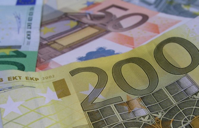 Država će tokom ove godine otplatiti oko 180 miliona eura duga