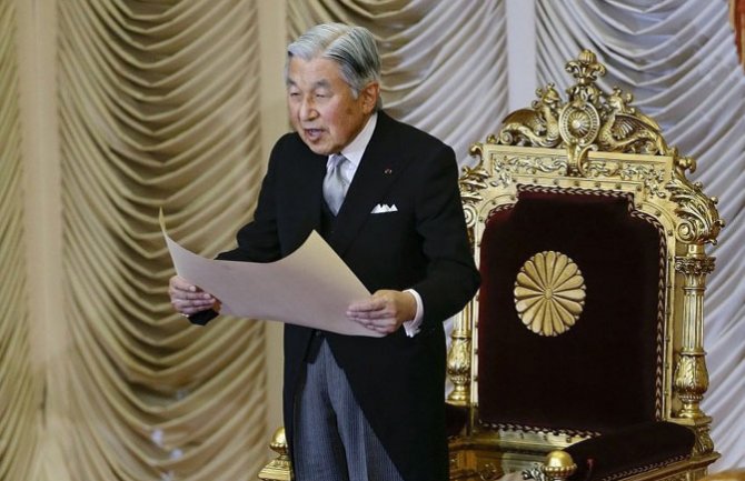 Japanski car Akihito prvi monarh koji će abdicirati poslije 200 godina