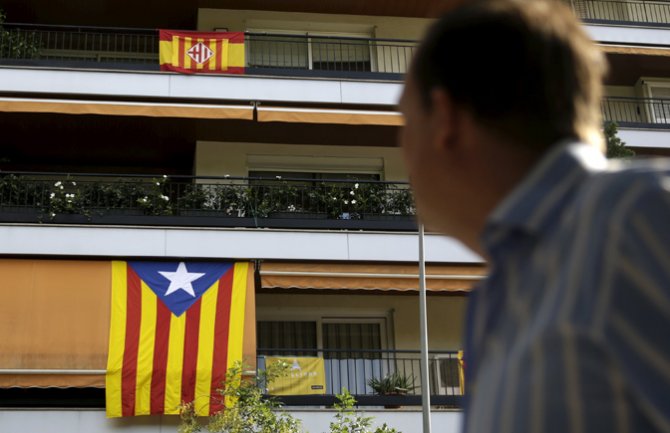 Katalonska vlada ne odustaje od plana, referendum o otcjepljenju 1. oktobra