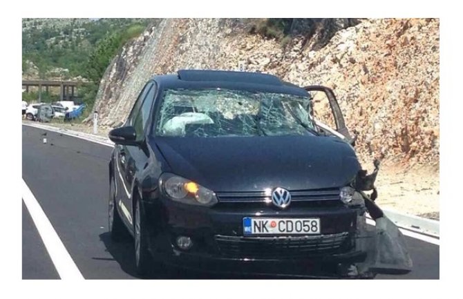Udes na putu Cetinje-Budva: 4 osobe lakše povrijeđene
