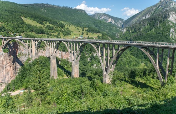 Kinezi preuzeli obavezu da izrade projekat rekonstrukcije Mosta na Đurđevića Tari