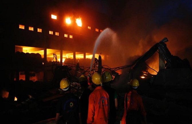 Eksplozija u fabrici, 8 mrtvih, 50 povrijeđenih