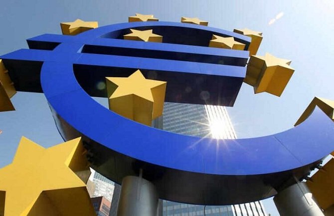 Eurozona odobrila Grčkoj pomoć od 8,5 milijardi eura
