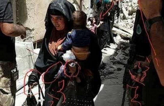 Žena se sa bebom u naručju raznijela bombom
