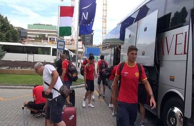 Crna Gora doputovala u Budimpeštu: ''Ajkule'' sa nestrpljenjem čekaju start Svjetskog prvenstva