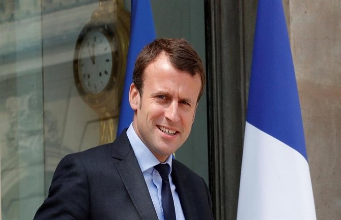 Makron manje zarađuje kao predsjednik Francuske nego kao bankar
