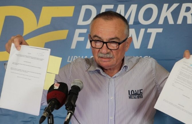 DN:Radulović zatražio otpremninu a da javnost ne sazna