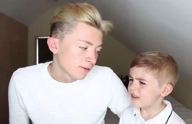 Pogledajte reakciju petogodišnjaka na bratovo priznanje da je gej (VIDEO)