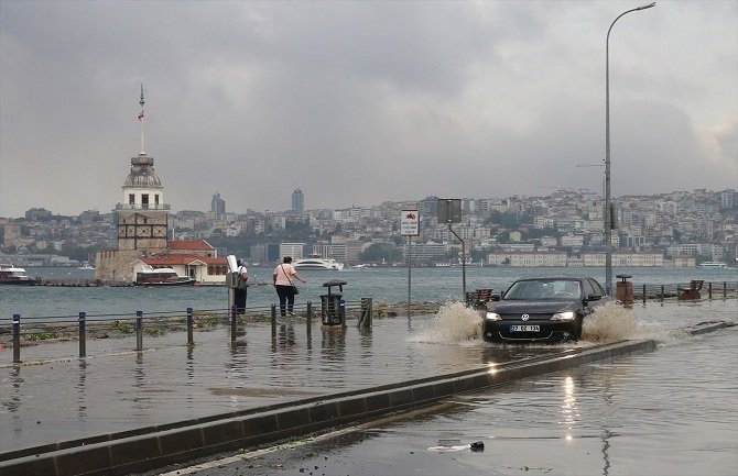 Nevrijeme u Istanbulu paralisalo grad