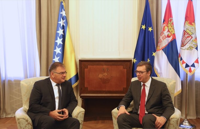 Dobri odnosi Srba i Bošnjaka važni za očuvanje mira u regionu