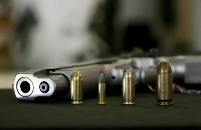 Pronađeni pištolj i municija, podnesena krivična prijava