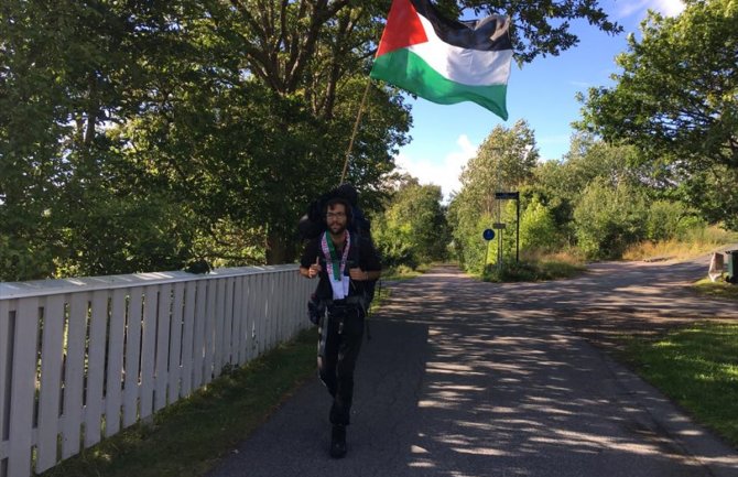  Jevrej iz Švedske pješke krenuo za Palestinu
