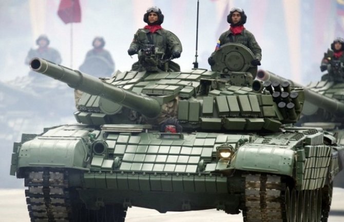 Venecuela rasporedila tenkove i vojnike zbog američke prijetnje