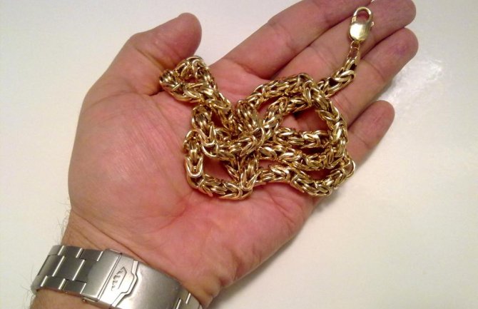 Tivat: Barani oteli 16.godišnjaku lanac pa ga prodali zlatari