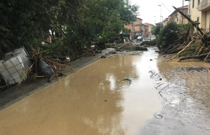 Poplave u Italiji, 5 osoba stradalo