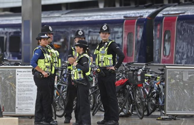 London: Identifikovan osumnjičeni za napad u metrou, broj povrijeđenih porastao