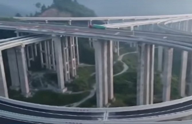 Kina ima novo čudo: Pogledajte najljepši autoput (VIDEO)