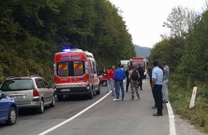 Nesreća na putu Ribarevine-Berane, jedna osoba poginula