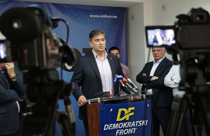 Medojević: Ostatak opozicije bi da spasava Markovića