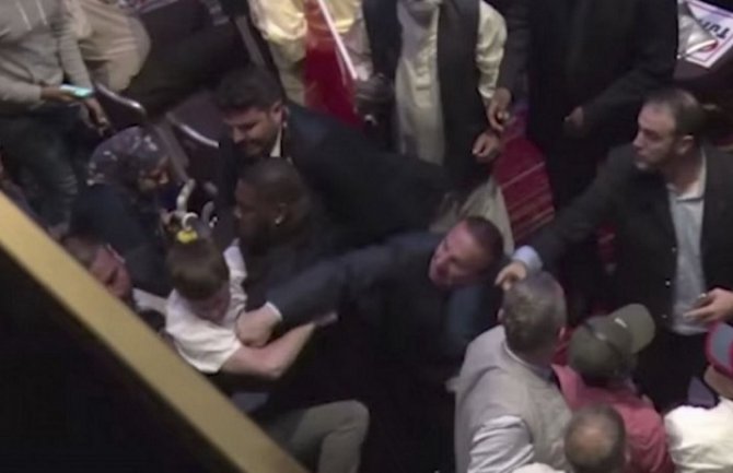 Tokom Erdoganovog govora u Njujorku izbila tuča (VIDEO)