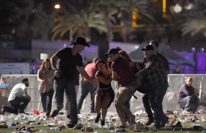 Ubica iz Las Vegasa sve nadgledao kamerama, pucao 10-15 minuta
