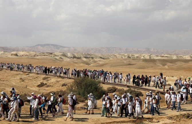 Hiljade Palestinki i Jevrejki marširalo za mir