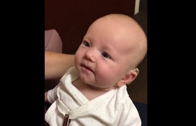 Više od četiri miliona ljudi je oduševljeno plačom ove bebe (VIDEO)