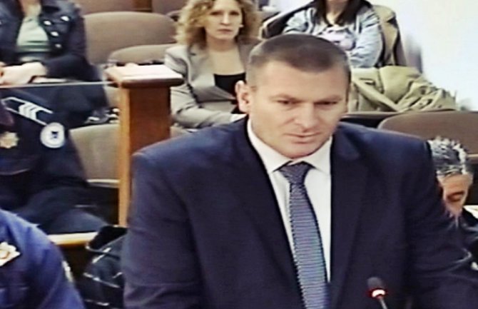 Radunović: Sinđelić pušten da pobjegne, Viši sud: Nije mu izrečena mjera zabrane napuštanja Crne Gore