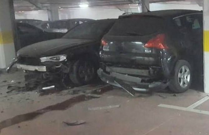 Eksplozija u podzemnoj garaži, uništen automobil