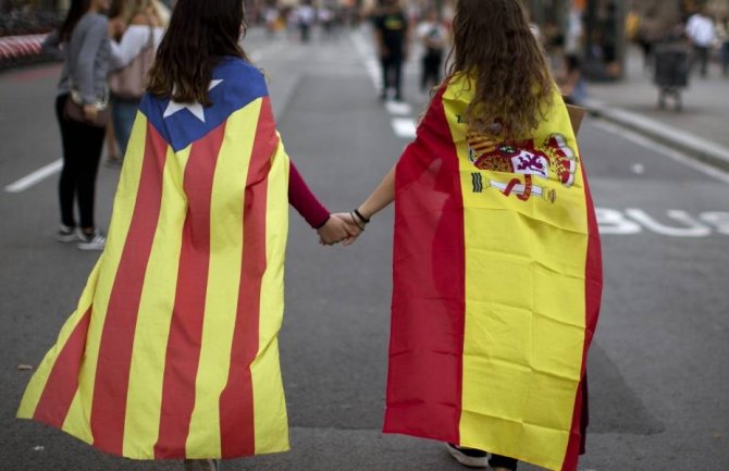 Poništena deklaracija nezavisnosti Katalonije