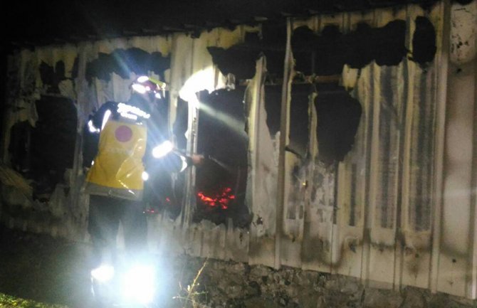 Kotor: Izgorio pomoćni objekat zbog neispravnih elektro instalacija