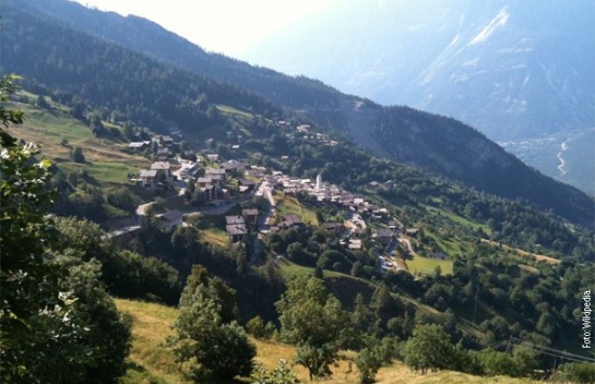 Plan švajcarskog sela: Do 70 hiljada franaka  strancima koji žele da se dosele