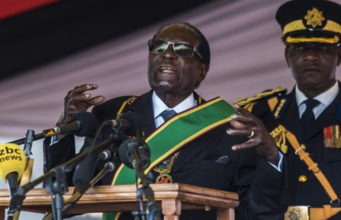 Mugabe podnio ostavku na mjesto predsjednika Zimbabvea