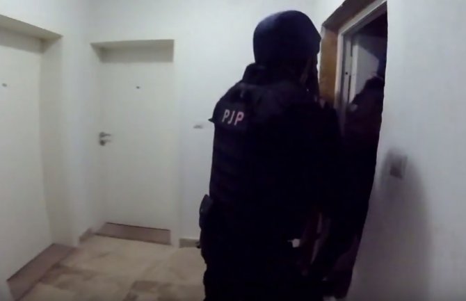 Ovako je izgledala jutrošnja akcija policije u Podgorici(VIDEO)