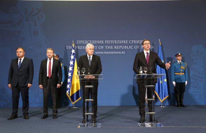  Vučić: Nismo postigli dogovor o granici BiH i Srbije