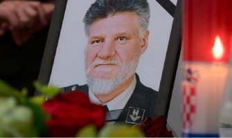 Bez pompe u Zagrebu sahranjen Slobodan Praljak