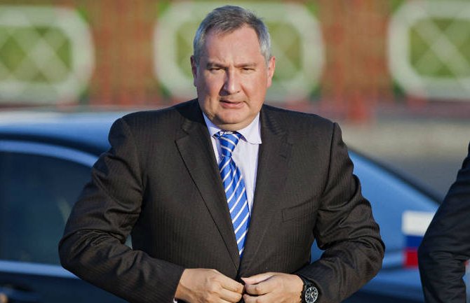 Rogozin poslao rusku delegaciju u Podgoricu da bi podržali lidere DF-a