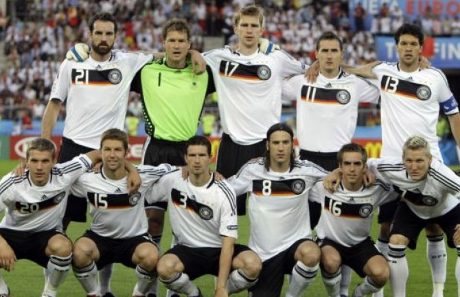 Njemačkim fudbalerima po 350.000 eura ako odbrane titulu svjetskog prvaka