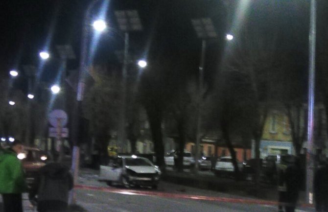 Eksplozija automobila na Cetinju: Bomba aktivirana daljinskim upravljačem