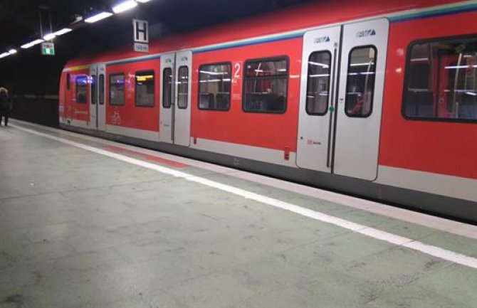 Švajcarska: Policija evakuisala voz zbog zaboravnog kuvara