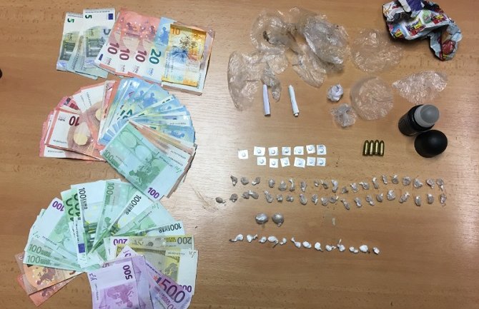 Uhapšen Baranin, pronađen kokain, heroin, municija i novac (FOTO)