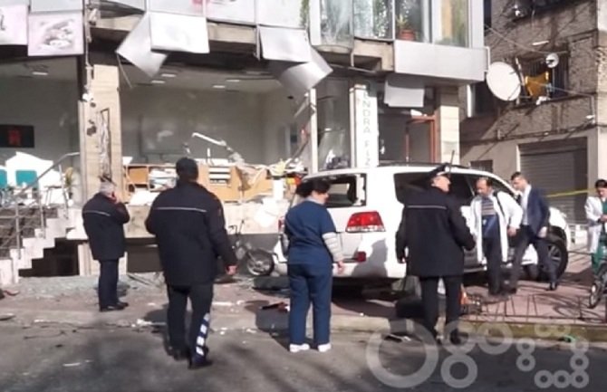 Ambasador Mrdović obišao mjesto eksplozije, povrijeđena Gardašević