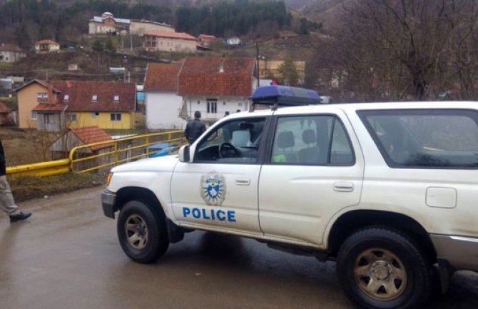 Blic: Naoružani Albanci uhapšeni u selu koje treba da posjeti Vučić