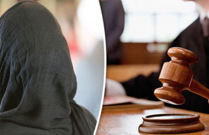Pripravnica zbog hidžaba izbačena iz sudnice:Došla sam da učim posao, a ne da budem ponižena