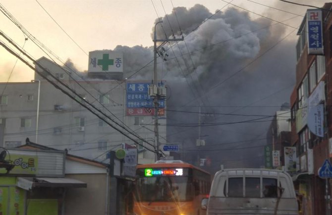 Južna Koreja: Požar u bolnici, 39 mrtvih
