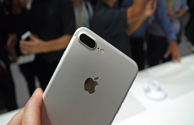 Apple priprema iPhone X SE i još dva nova modela