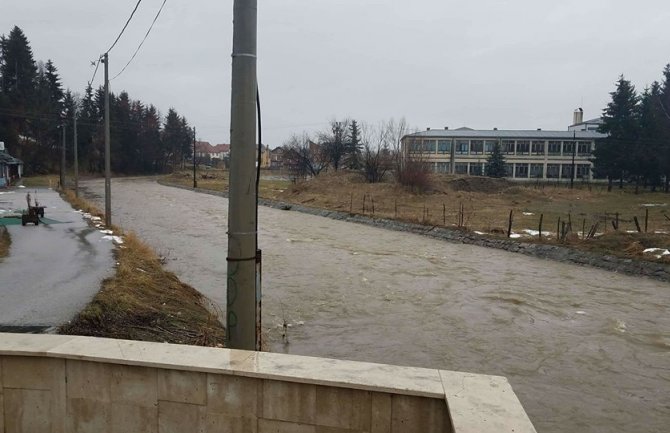 Poplavljeno 100 kuća u Sjenici