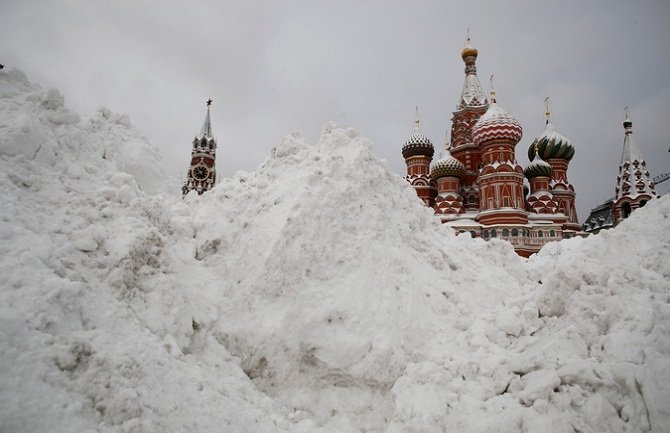 Moskvu pogodila najjača sniježna mećava u posljednjih 100 godina